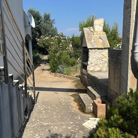 Appartement Do 8 Osoba 3 Sobe 2 Terase