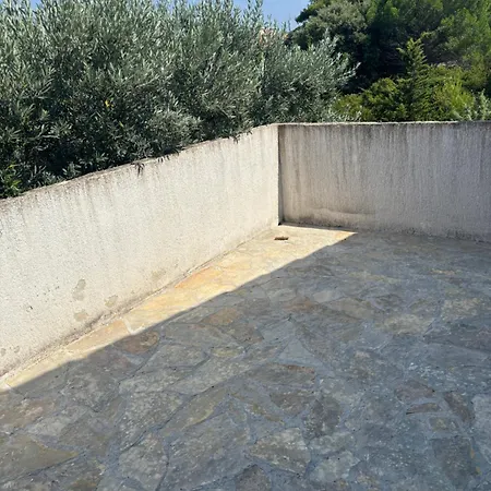 Do 8 Osoba 3 Sobe 2 Terase