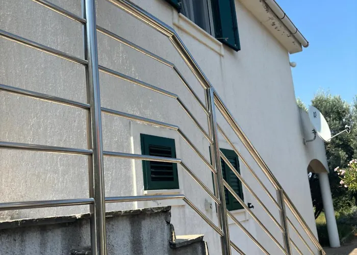 Appartamento Do 8 Osoba 3 Sobe 2 Terase *