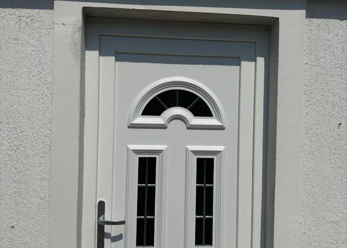 Do 8 Osoba 3 Sobe 2 Terase *