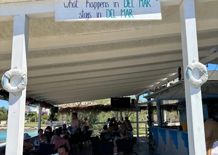 Do 8 Osoba 3 Sobe 2 Terase Apartmán *