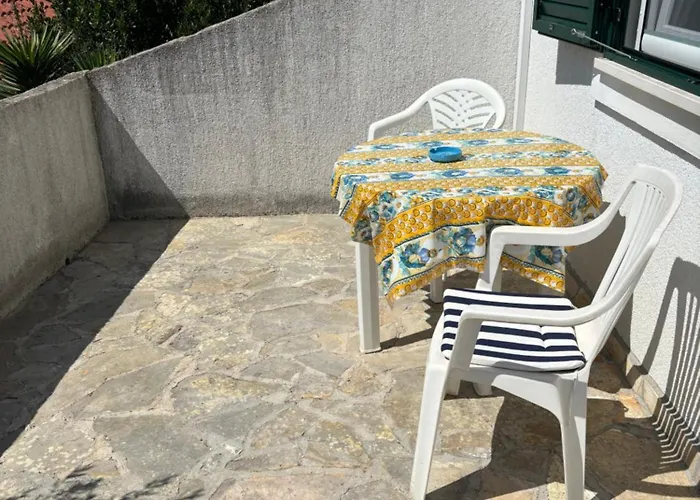 Do 8 Osoba 3 Sobe 2 Terase Apartmán *