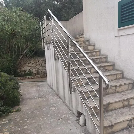 Do 8 Osoba 3 Sobe 2 Terase Daire *