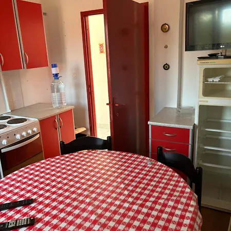 Do 8 Osoba 3 Sobe 2 Terase סילבה