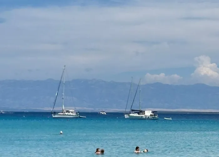 Апартаменты Do 8 Osoba 3 Sobe 2 Terase *